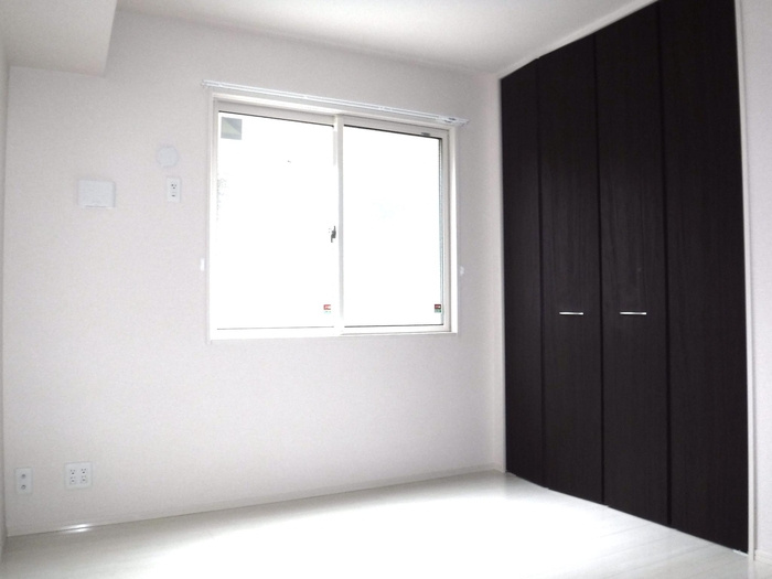 ヴェルドミールⅤの洋室