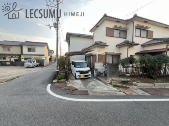 揖保郡太子町福地/中古戸建の駐車場