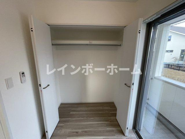 敷金礼金0の新築1LDK｜ネット無料の収納