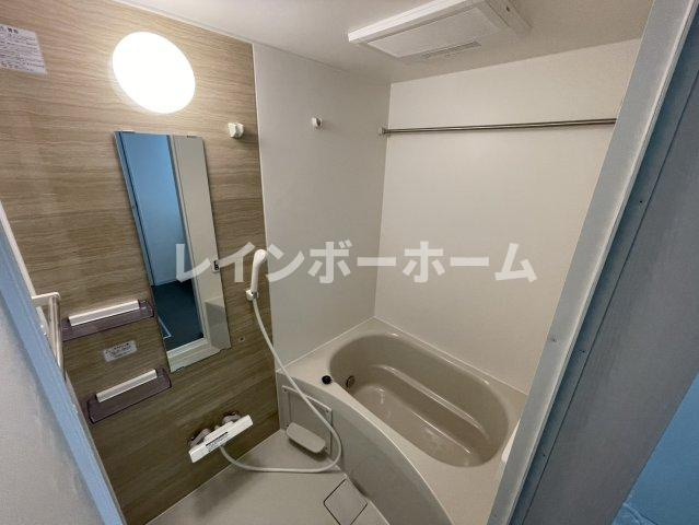 敷金礼金0の新築1LDK｜ネット無料の浴室