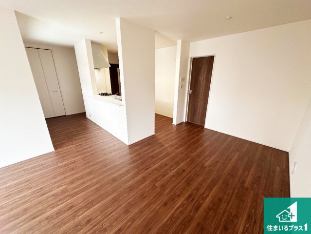 神戸市西区持子　第3期　新築一戸建ての外観|周辺は落ち着いた街並みの住宅地！子育てがしやすい住環境です！まだ未完成ですが、現地でしかわからない事もございます。是非一度ご覧ください。