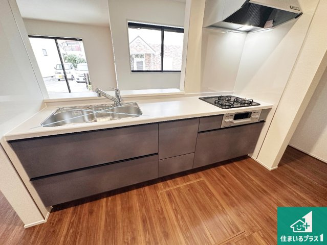 神戸市西区持子　第3期　新築一戸建ての前面道路含む現地写真|周辺は落ち着いた街並みの住宅地！子育てがしやすい住環境です！まだ未完成ですが、現地でしかわからない事もございます。是非一度ご覧ください。