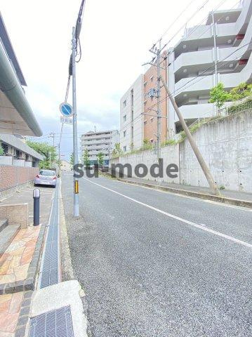 イーズ南春日丘の周辺