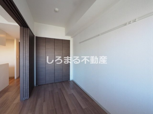 プレサンス京町堀ノースの洋室