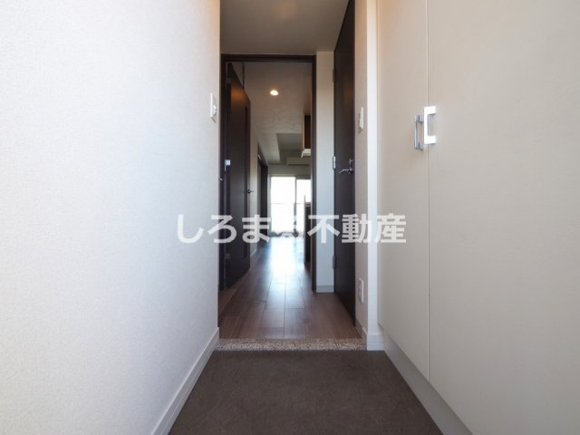 プレサンス京町堀ノースの玄関