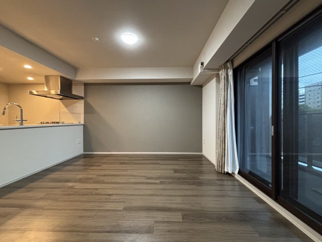 TES温水式床暖房完備、冬場でもエアコンは使いません。