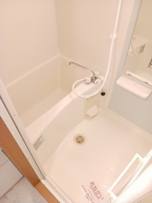 【浴室】 | カルフールＢ．Ｃ白山 | ゆったり過ごせるお風呂です