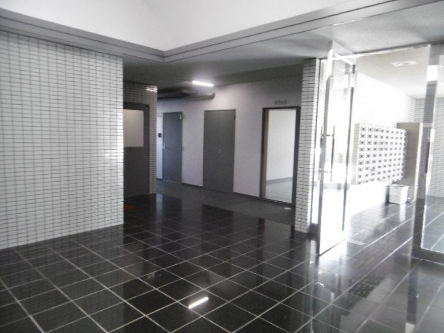 【ロビー】 | アイランド小野山 | よく整備された共用部です