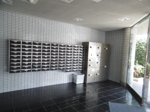 【その他共用部分】 | アイランド小野山 | 宅配ボックスもあります