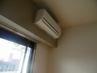 【設備】 | アイランド小野山 | エアコン1基付き