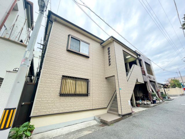 福寿マンションの外観