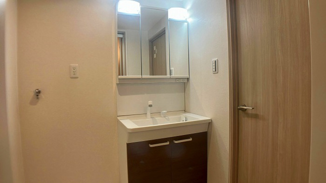 【独立洗面台】