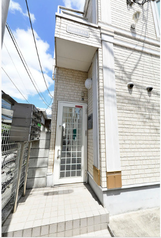 フェリスアストルのエントランス|☆敷金礼金ゼロ！