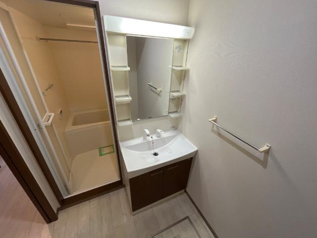 加古川市野口町良野のアパートの洗面所|洗面