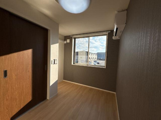 【内装】 | colline（コリーヌ） | 洋室