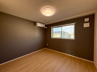 【内装】 | colline（コリーヌ） | 洋室