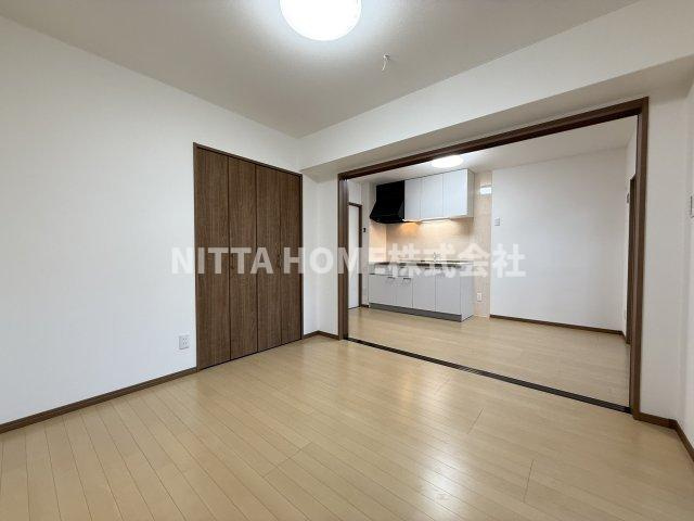 プロムナードⅢの居間・リビング|洋室です◎