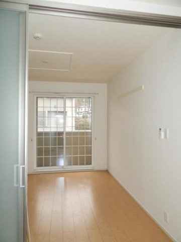 ナーシサス　ガーデンの居間・リビング|ゆったりとした居間です