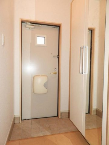 ナーシサス　ガーデンの玄関|落ち着いた玄関です