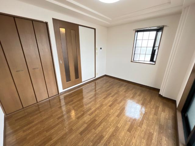 SUNCOAT観音の内装|洋室