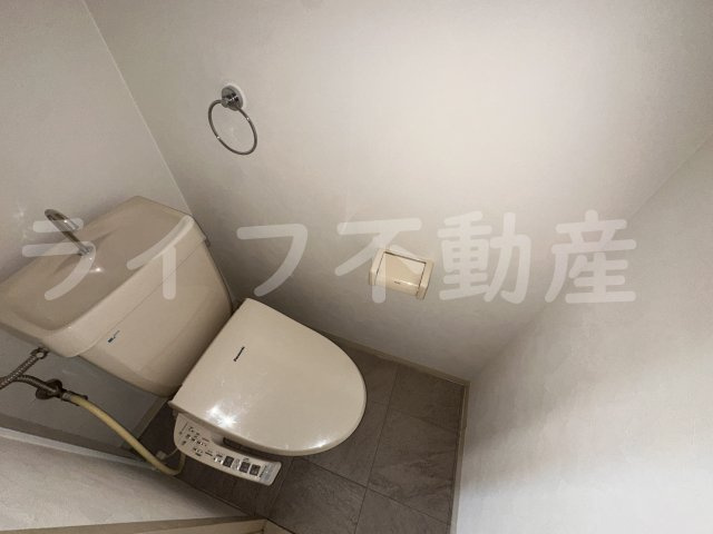 レナジア新深江　深江小学校区のトイレ|ゆったりとした空間のトイレです