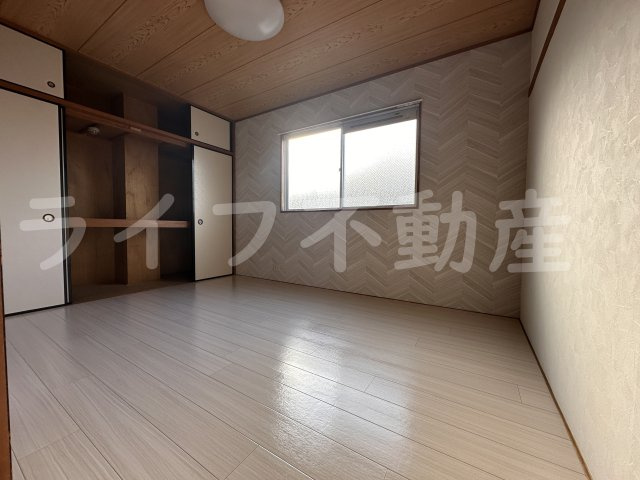 レナジア新深江　深江小学校区の洋室|使い勝手のいい洋室です
