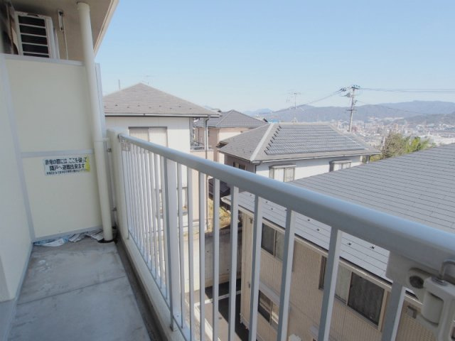 クレストビュー長束のバルコニー