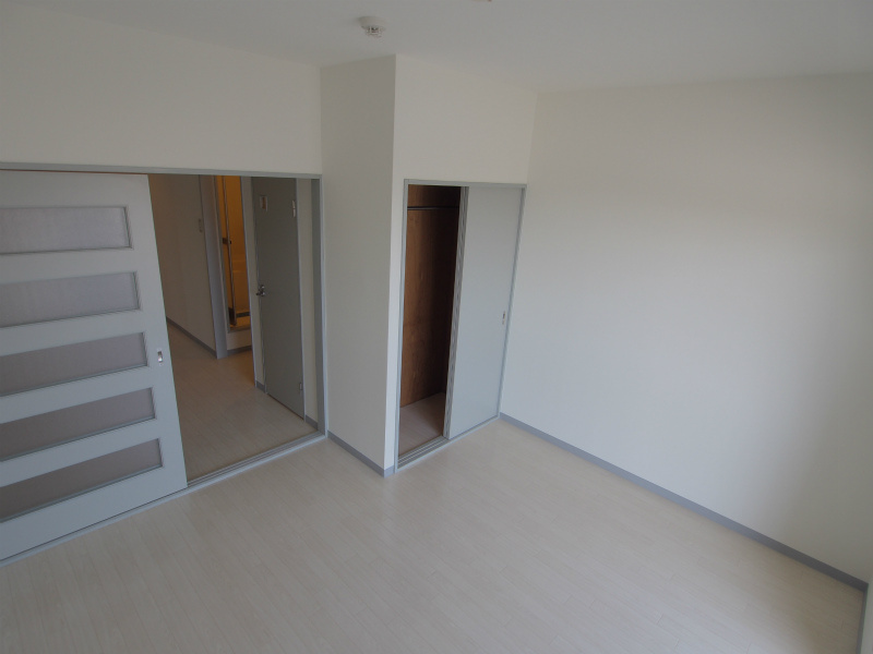 クレストビュー長束の居間・リビング