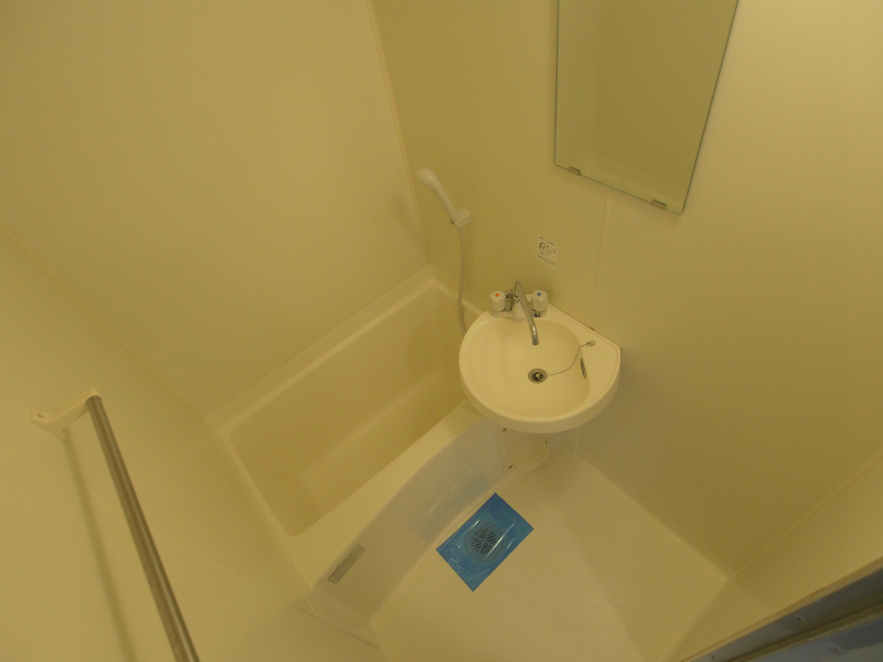 クレストビュー長束の浴室