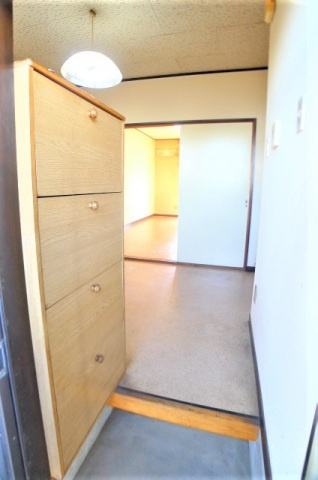 サンノーハイツの玄関