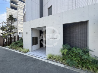 【エントランス】 | BRIGHT CUBE | BRIGHT CUBE　エントランス