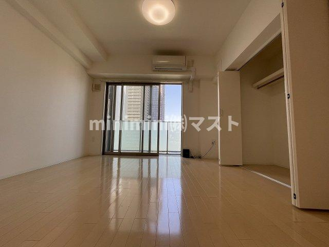 ディオスカーボ難波の洋室