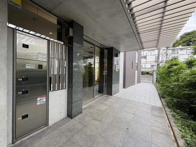 【エントランス】 | フレンシア麻布