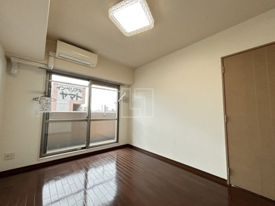 【居間・リビング】 | メゾン・デ・ノムラ島之内 | メゾン・デ・ノムラ島之内　リビング・ダイニングスペース