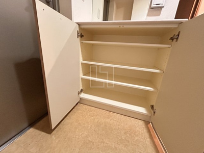 【収納】 | メゾン・デ・ノムラ島之内 | メゾン・デ・ノムラ島之内　下駄箱