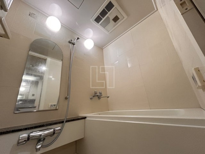 【浴室】 | メゾン・デ・ノムラ島之内 | メゾン・デ・ノムラ島之内　バスルーム