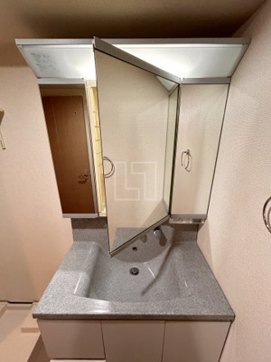 【独立洗面台】 | メゾン・デ・ノムラ島之内 | メゾン・デ・ノムラ島之内　独立洗面化粧台