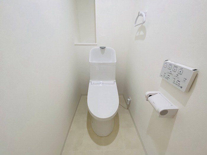 【仲介手数料無料／半田市】コープ野村半田弐号棟　405号室のトイレ