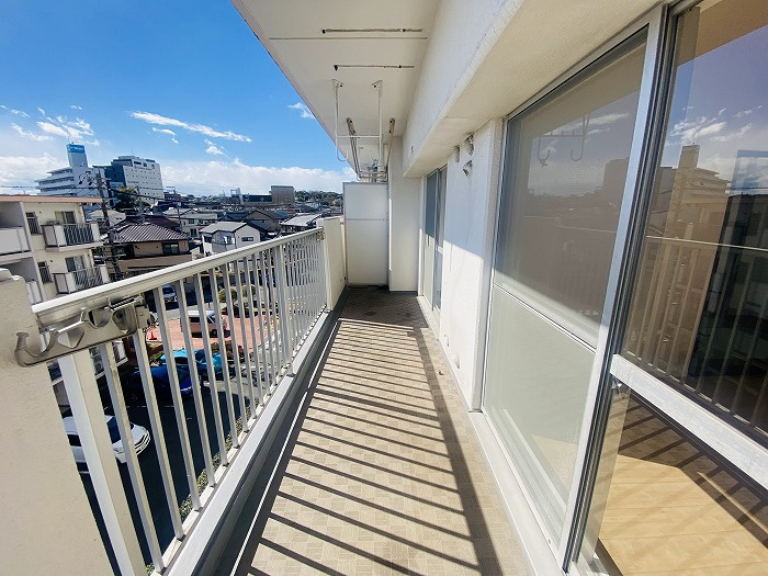 【仲介手数料無料／半田市】コープ野村半田弐号棟　405号室のバルコニー