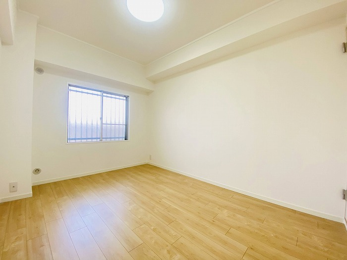 【仲介手数料無料／半田市】コープ野村半田弐号棟　405号室の洋室