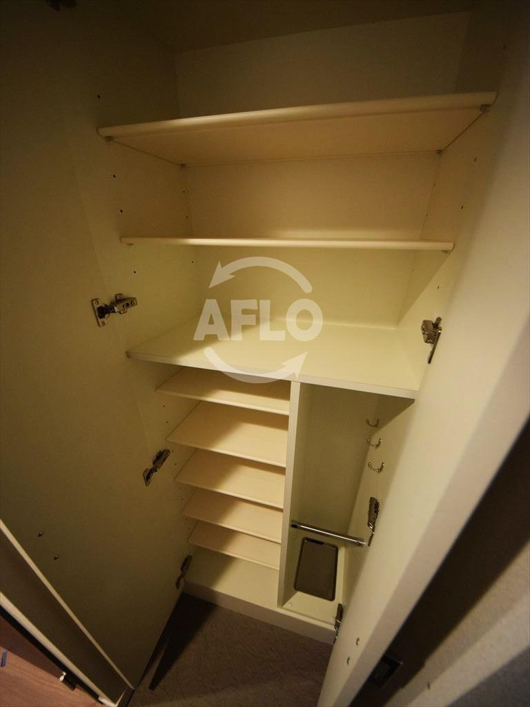 プレサンス北堀江の玄関|プレサンス北堀江 　下駄箱