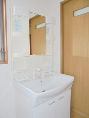 【洗面所】 | 松井ハイツ | 洗髪洗面化粧台　※写真はイメージです