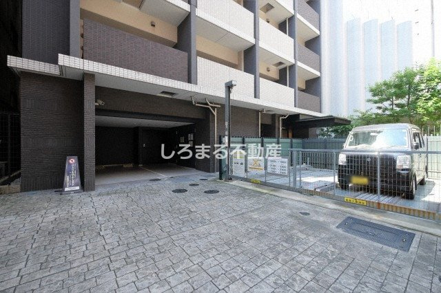 パークアクシス心斎橋のエントランス