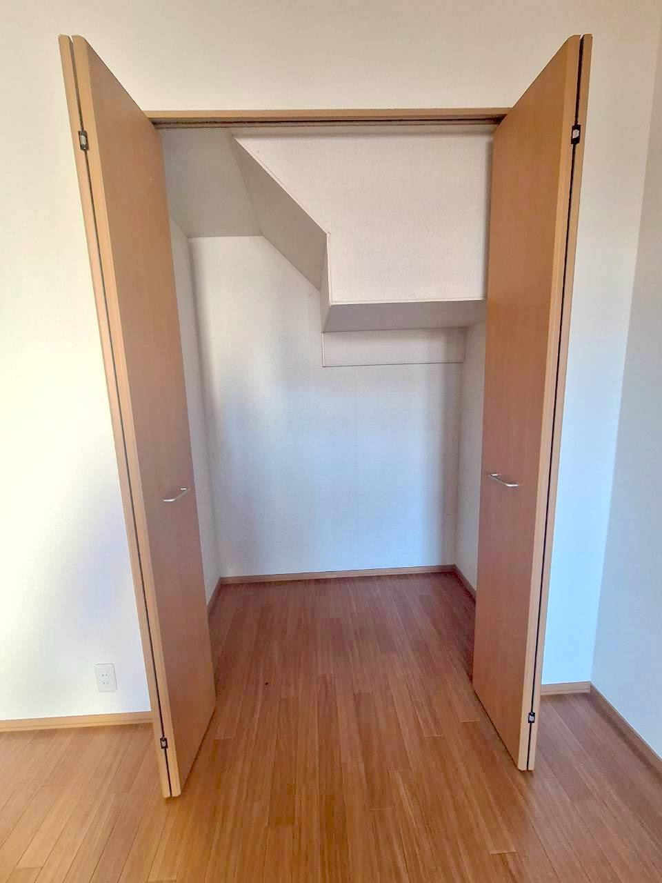 コート　アゼリアの収納|★寝室の収納★