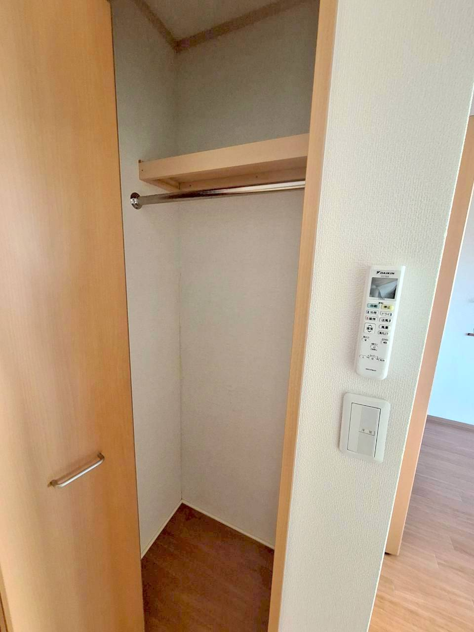 コート　アゼリアの収納|★寝室のクローゼット収納★