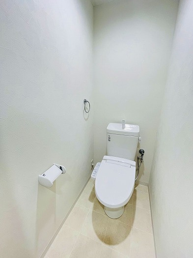 【仲介手数料無料／刈谷市】キングスコート東刈谷　202号室のトイレ