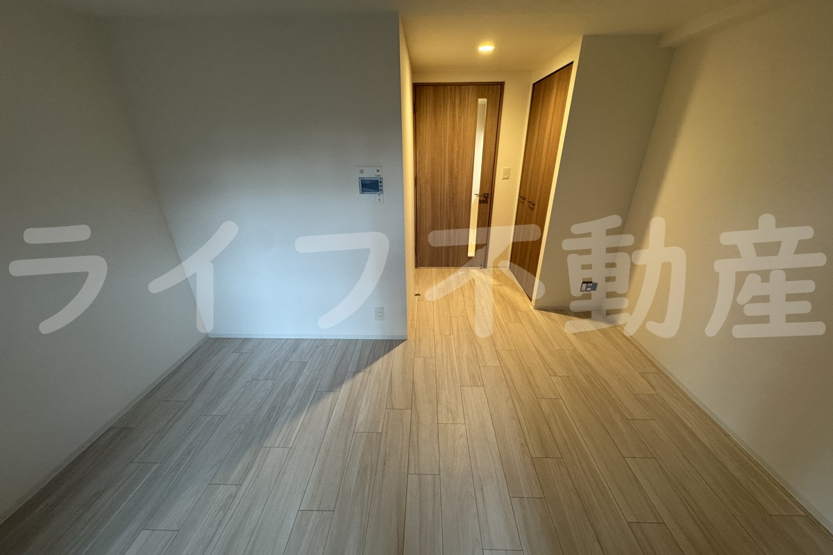 ワールドアイ大阪EAST Cityの洋室|広々とした洋室です