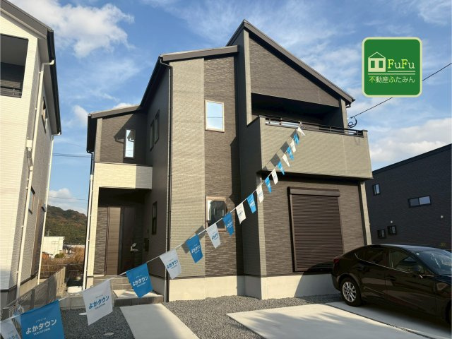 行橋市行事1丁目3期　新築一戸建ての外観|ブラック×グレーのスタイリッシュなデザイン♪
【行橋市　新築戸建て】