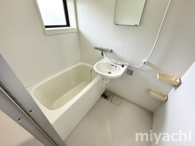 【浴室】 | シャトル　プリミエール