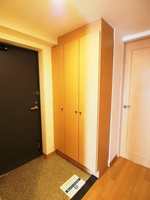 【玄関】 | 北花田庭園都市・グランアヴェニューイーストプレイス